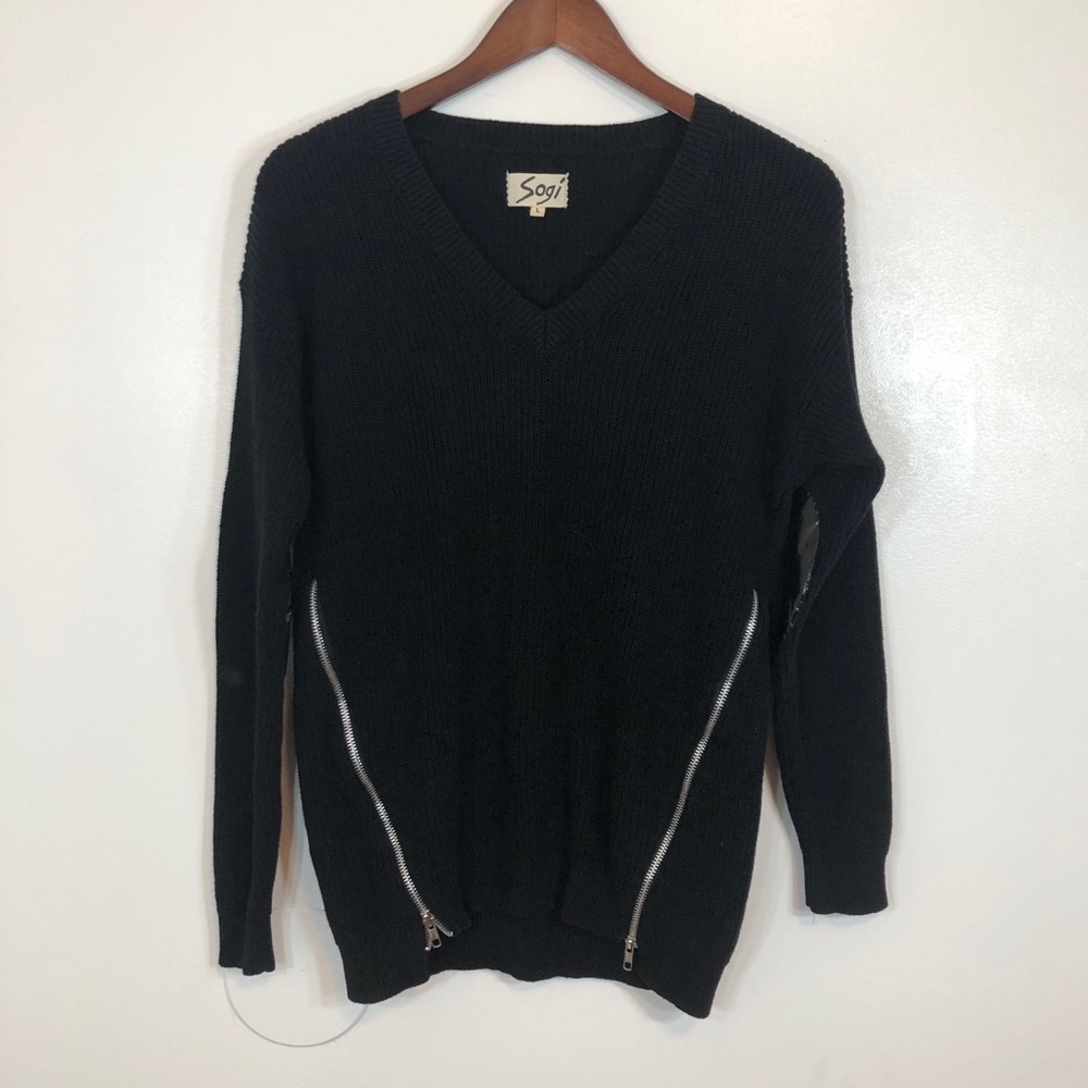 Sogi Black Elbow Patch Cotton/Linen V-Neck Sweater